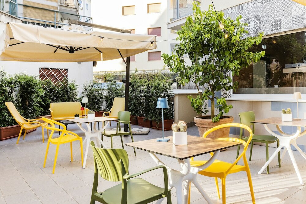 Фото Adesso Hotel