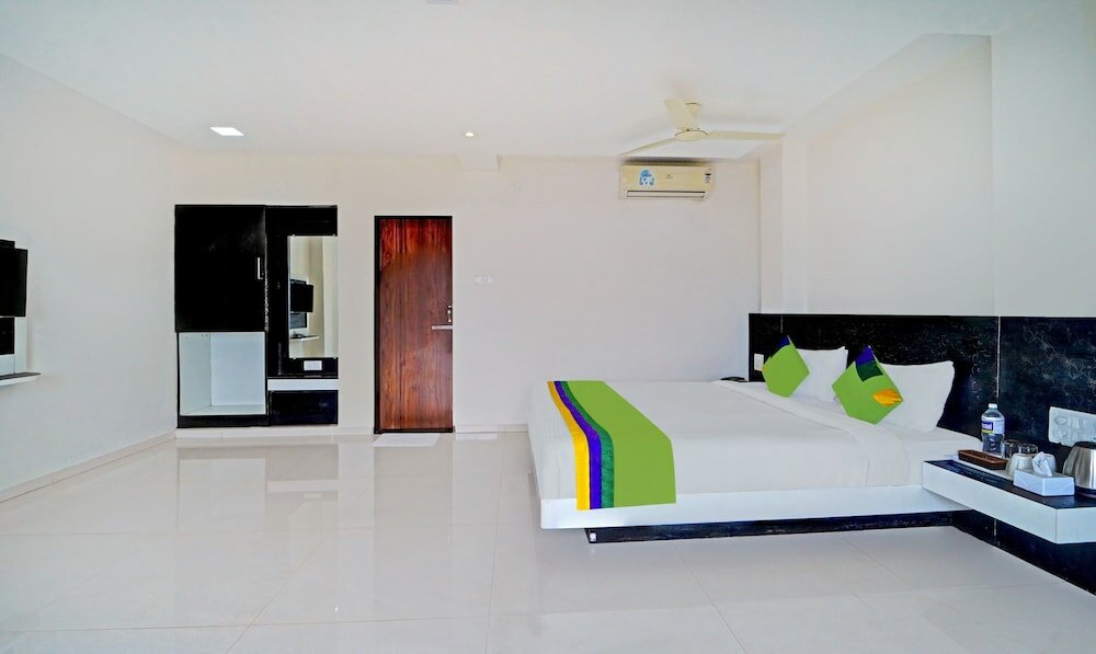 Фото Treebo Trend Kuber Palace