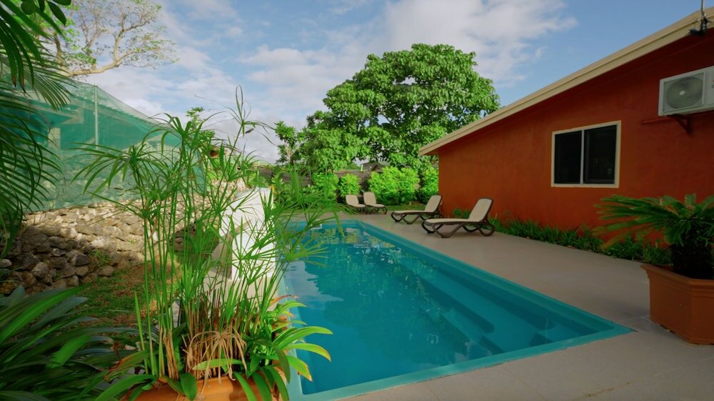 Фото Elluk East Studios