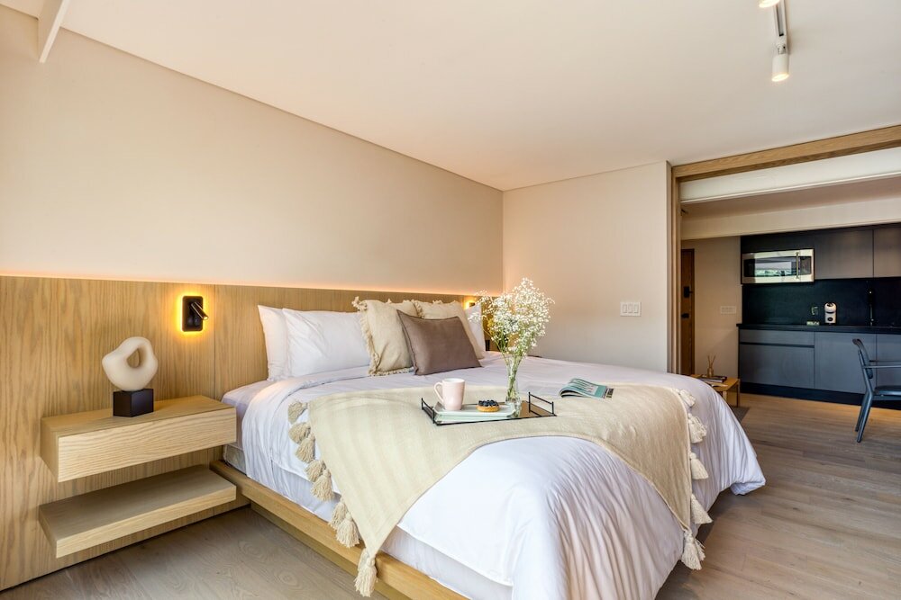 Фото Uliv Poe 240