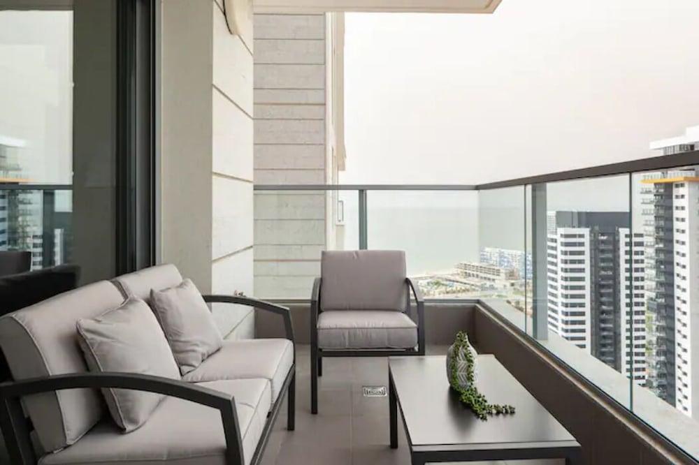 Фото SeaPark Luxury Apartments	