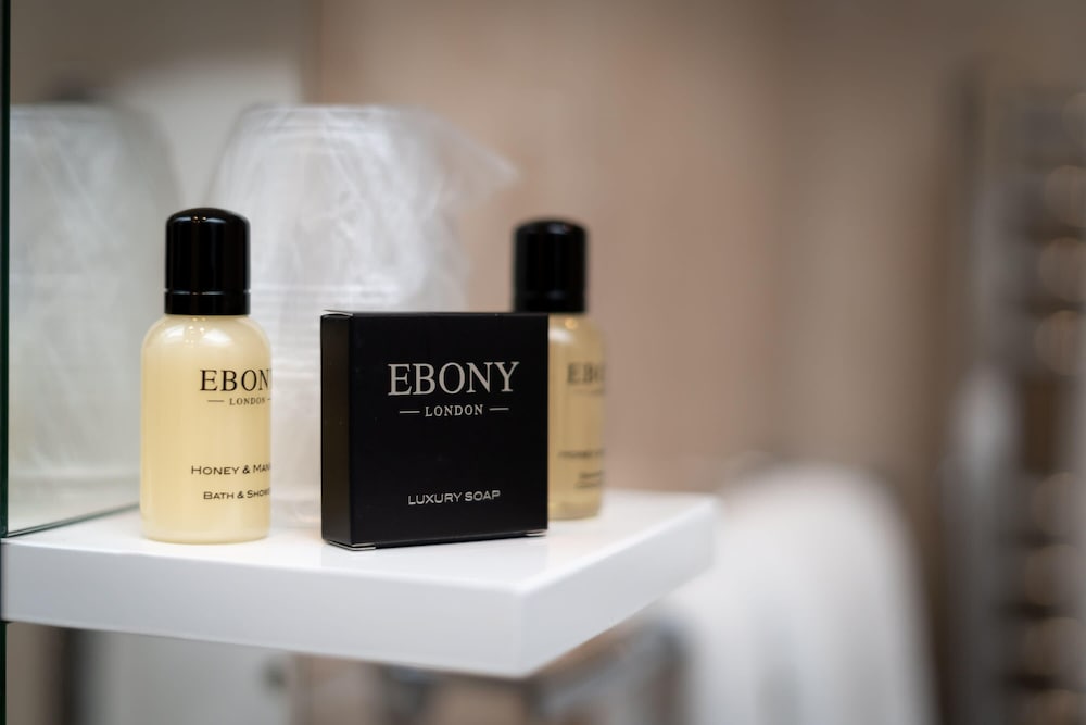 Фото Amsterdam Hotel and A Bar