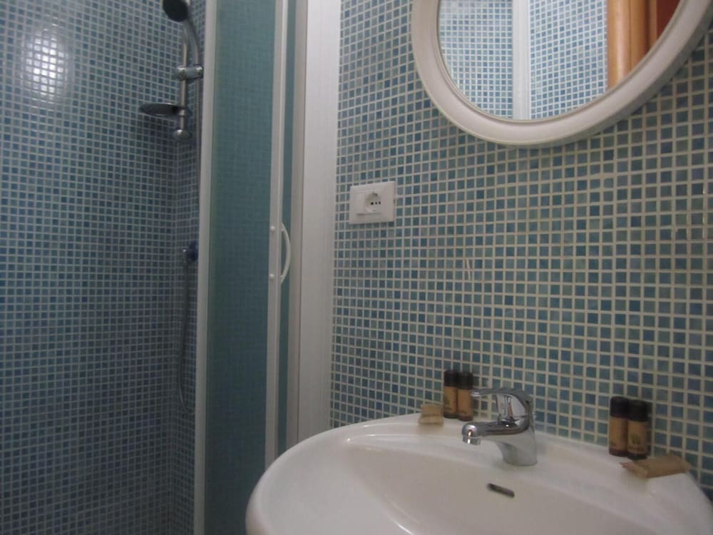 Фото Hotel Genzianella