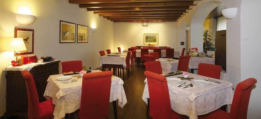 Фото Hotel Nuovo De Cesero