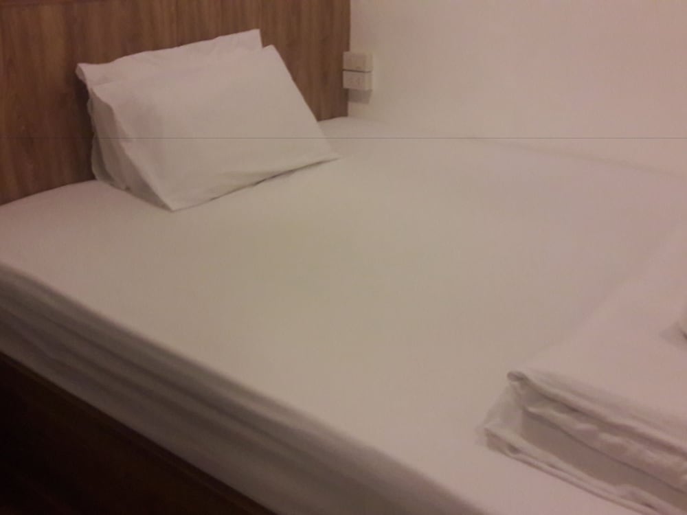 Фото Smile Society Boutique Hostel