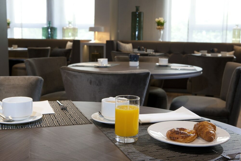 Фото AC Hotel Colon Valencia