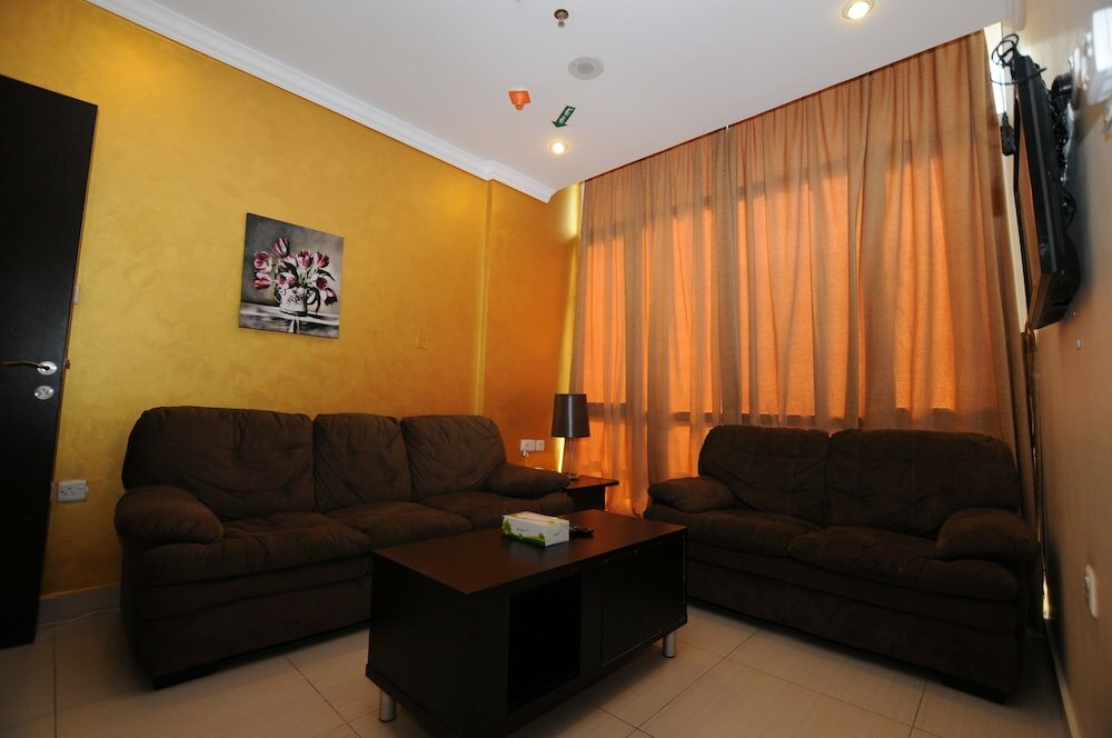 Фото Al Muhanna Plaza Hotel