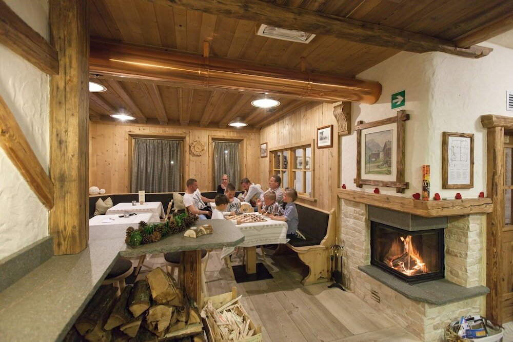 Фото Hotel Crosal