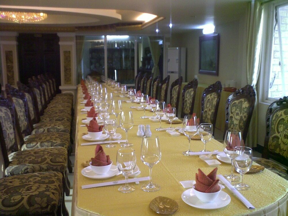 Фото Classic Hoang Long Hotel