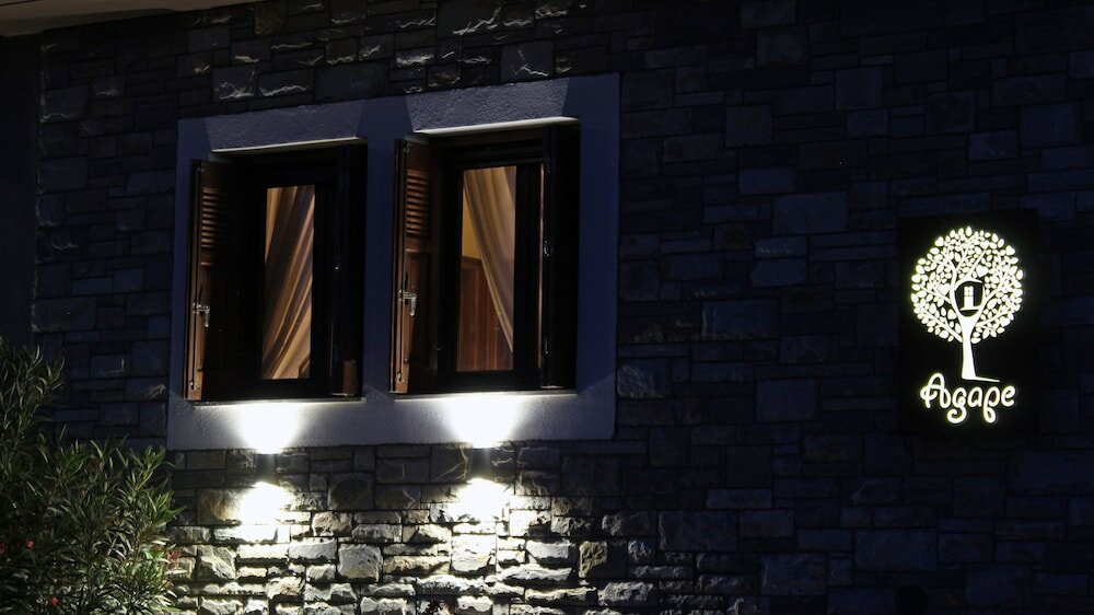 Фото Agape