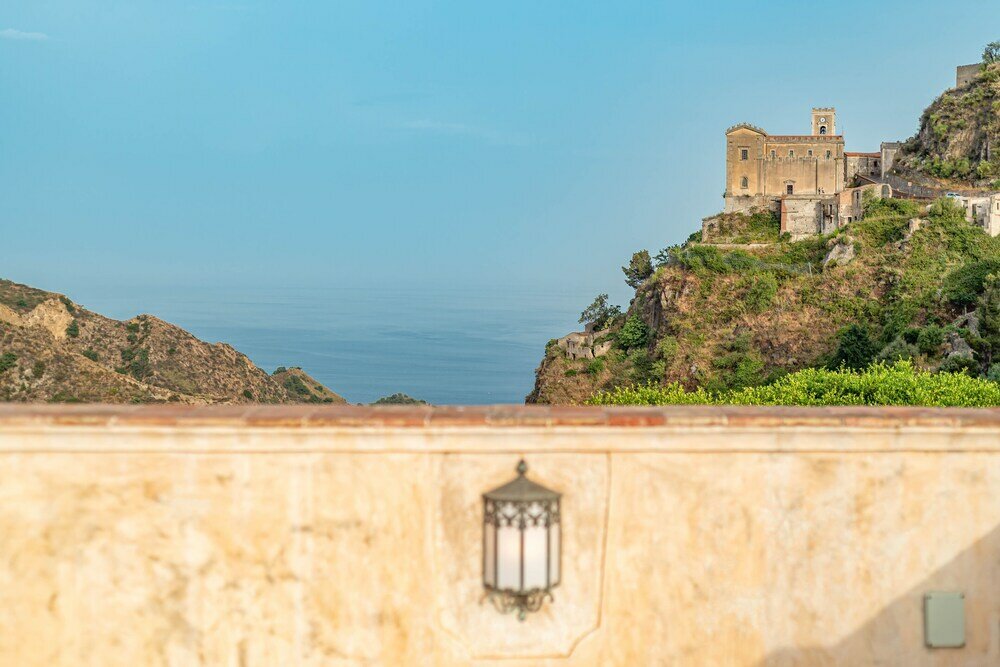 Фото Bar Vitelli Charming Suites