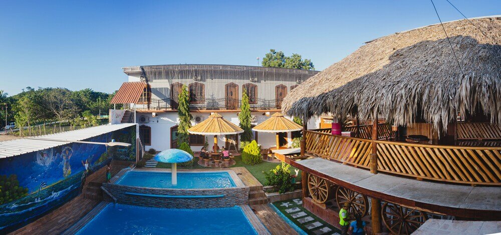 Фото отеля 2