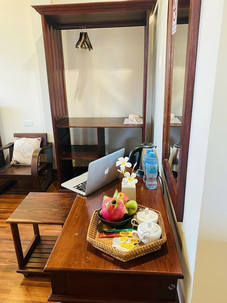 Фото Maison Vongprachan Hotel