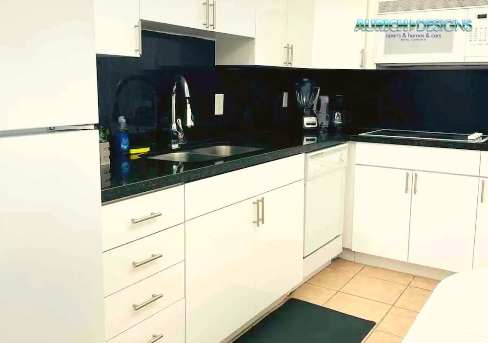 Фото The Tides on the Beach by Aurich Designs