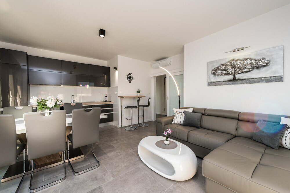 Фото Villa Magnifica Penthouse with Jacuzzi