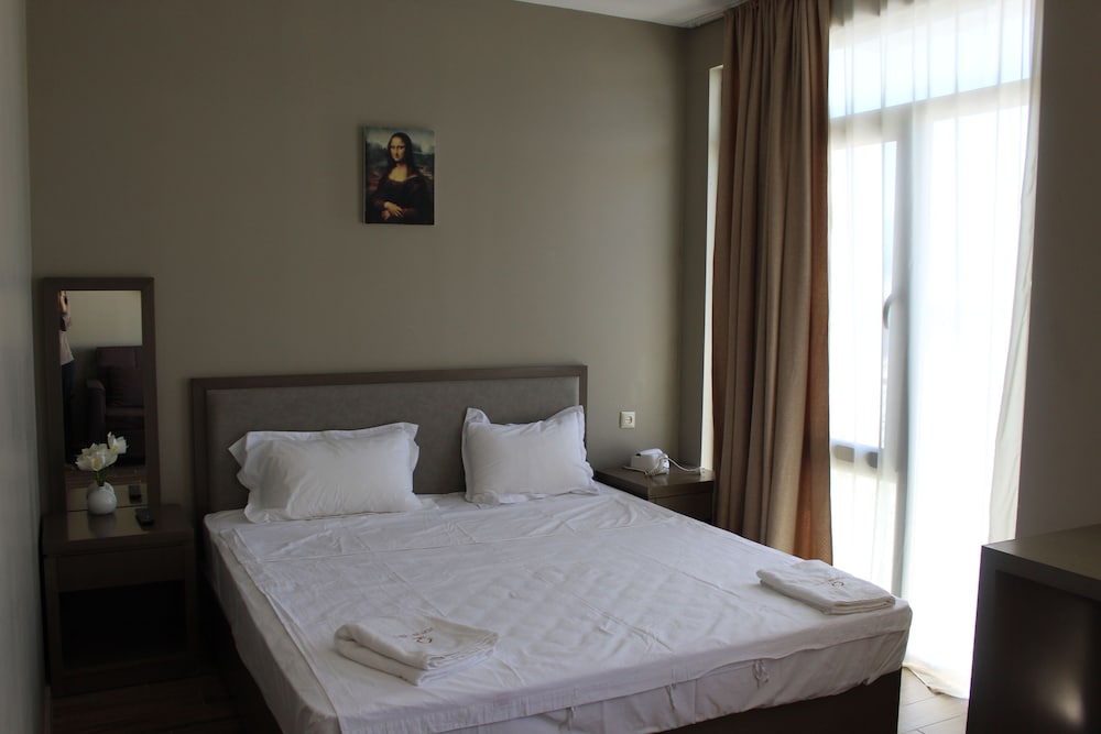 Фото Iveri Beach