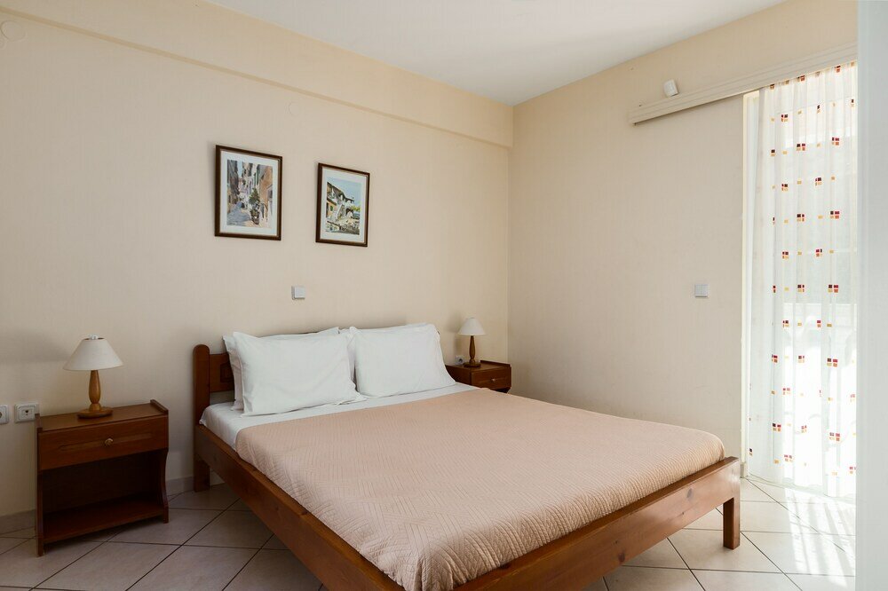 Фото Four-Bedroom Villa Alexandros by Konnect, Private Pool & SeaView