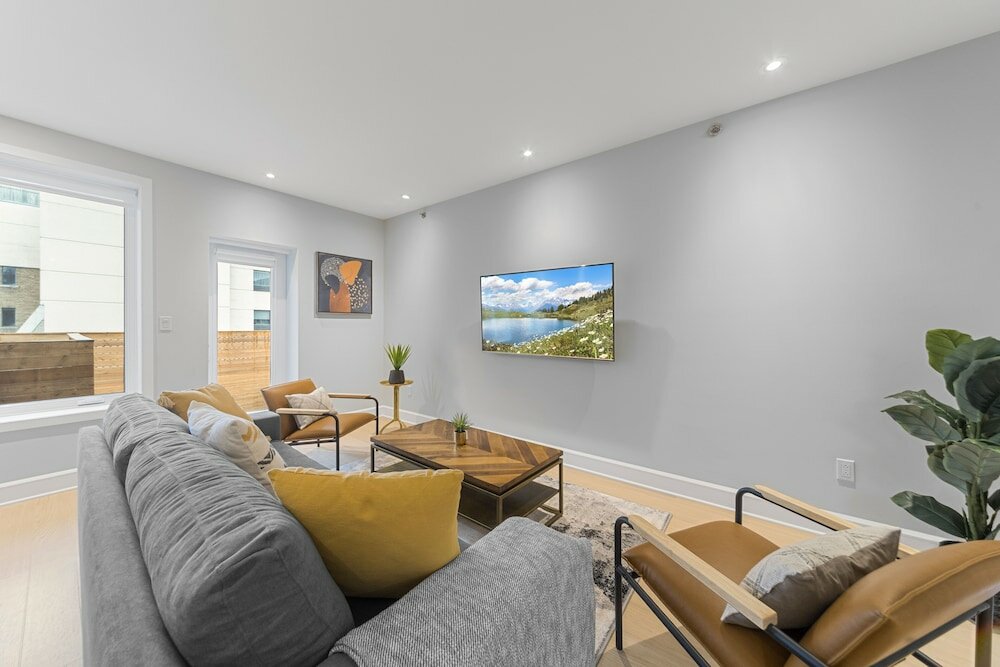 Фото Elegant Suites De La Montagne- Dtwn Mtl