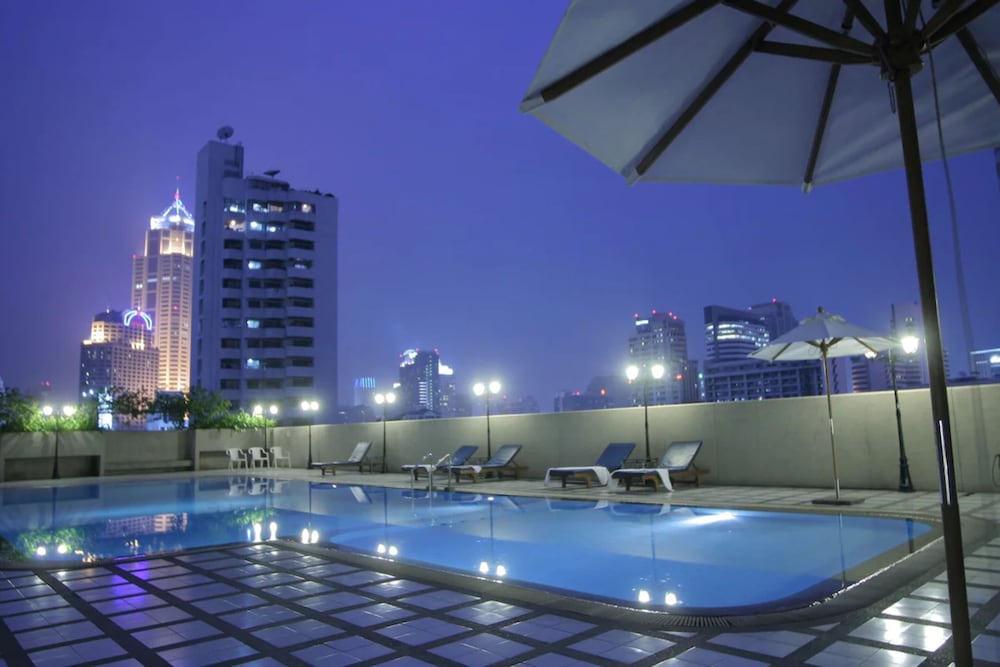Фото Omni Tower Direct Rooms Sukhumvit Soi 4
