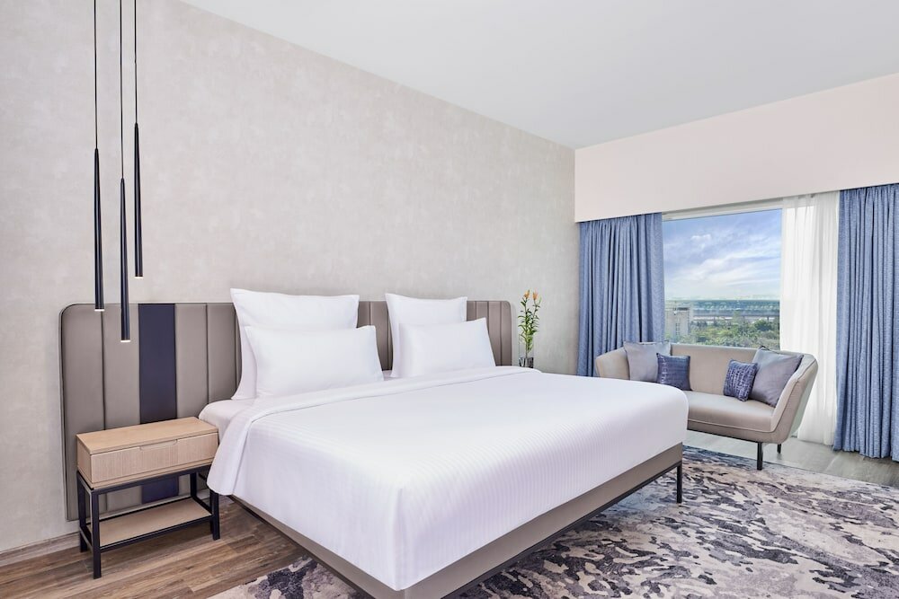 Фото Novotel Mumbai International Airport