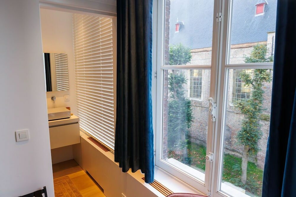 Фото Apl8 St-Anna B&b