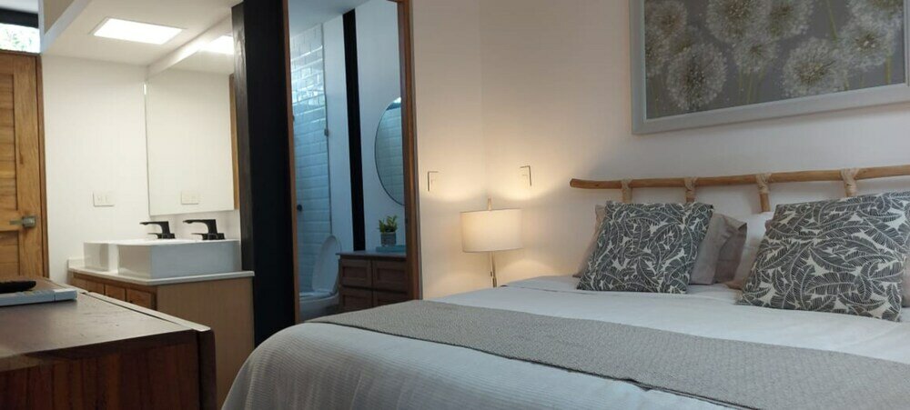 Фото Increíble Townhouse con piscina privada