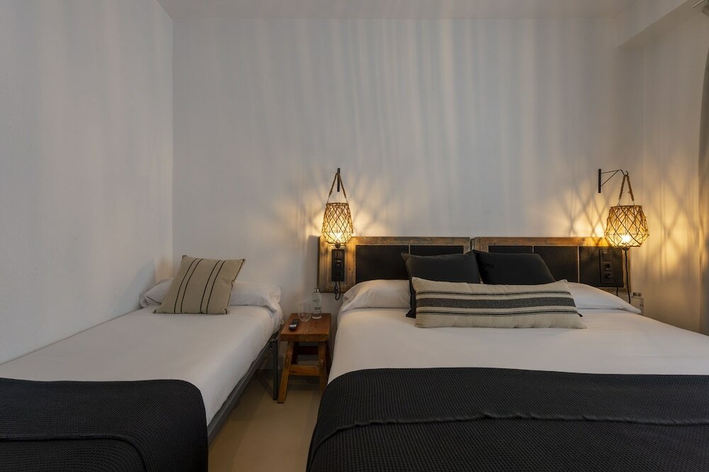 Фото Hostal Boutique Es Menut