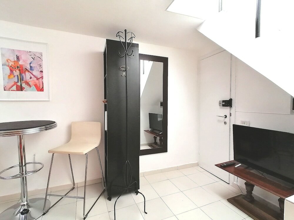 Фото Mercanti Attic Version