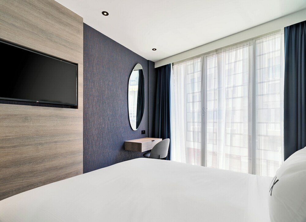 Фото NYX Hotel Limassol