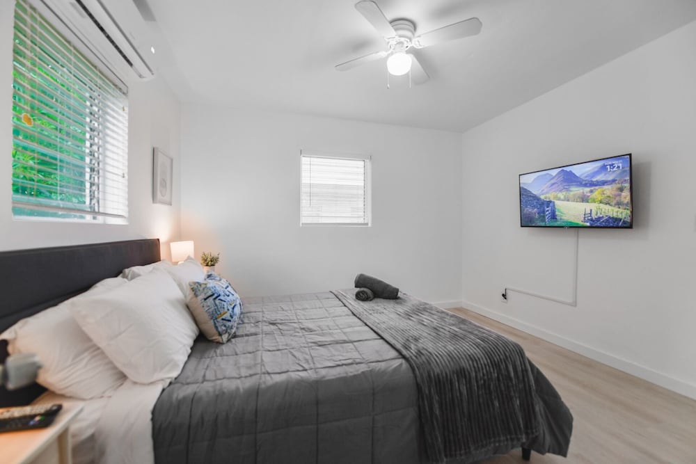 Фото Zen Apartment 2br near the Beach