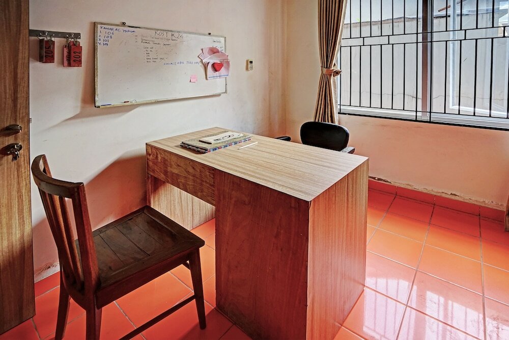 Фото 128193586048