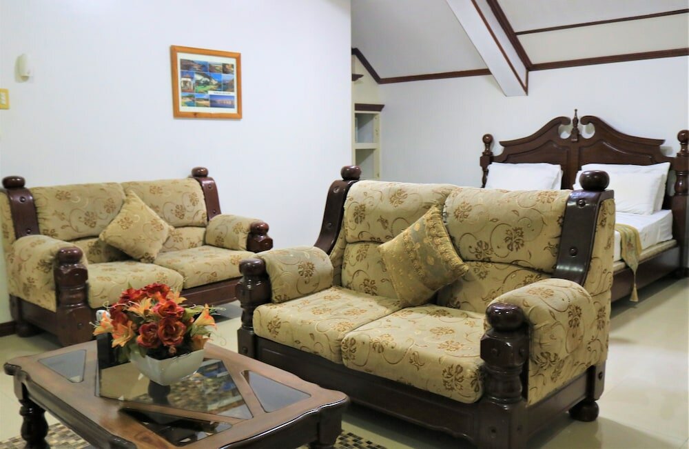 Фото Palm Tree Resort and Restaurant