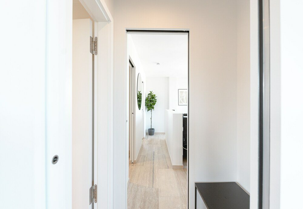 Фото Pristine 2br Apt in Ville Haute District