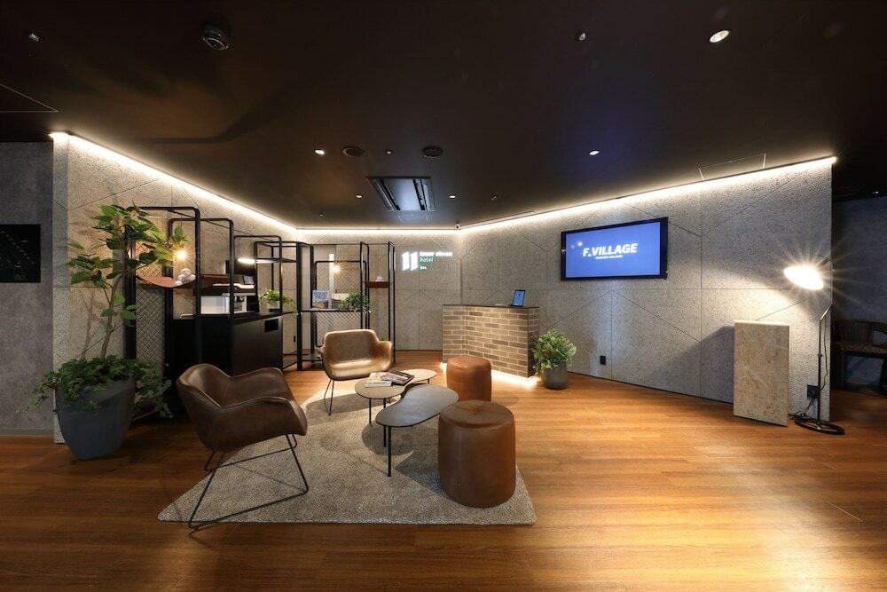 Фото Tower Eleven Hotel