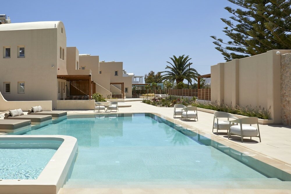 Фото Apricus Suites