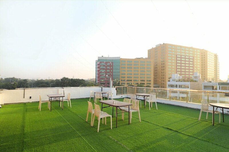Гостиница Fabhotel The Royal Oak