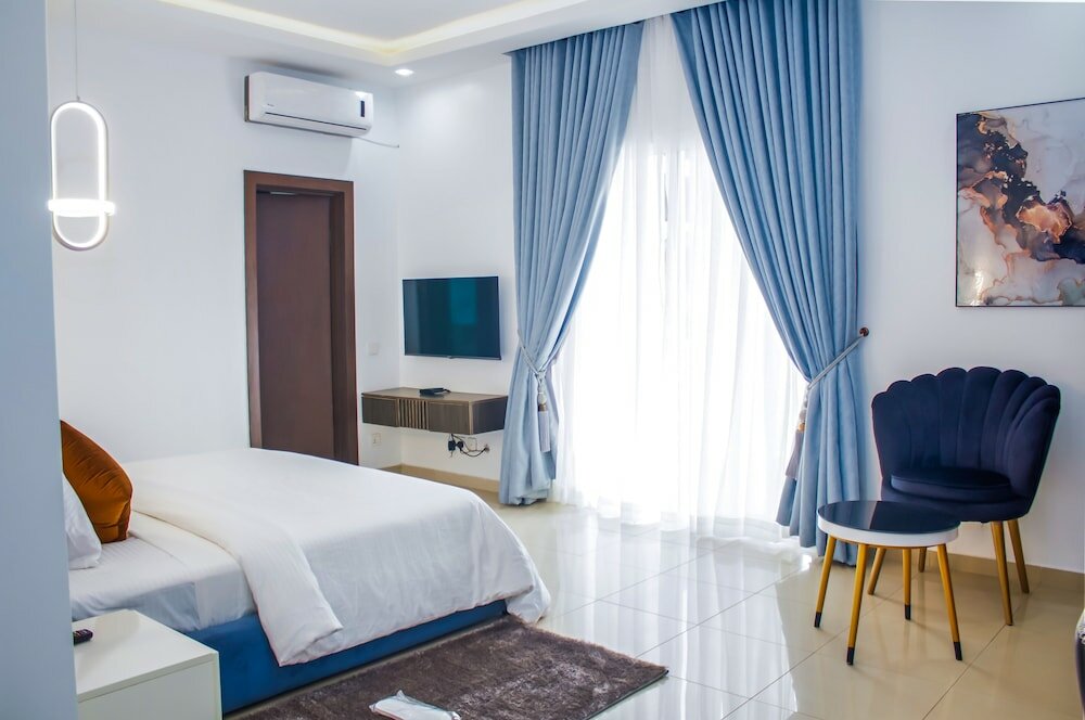 Фото ChrisVirgy Apartments