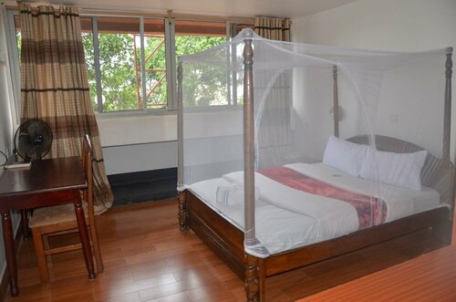 Гостиница Entebbe Flight Motel в Энтеббе