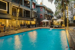 отель Magnum Resorts- Near Candolim Beach