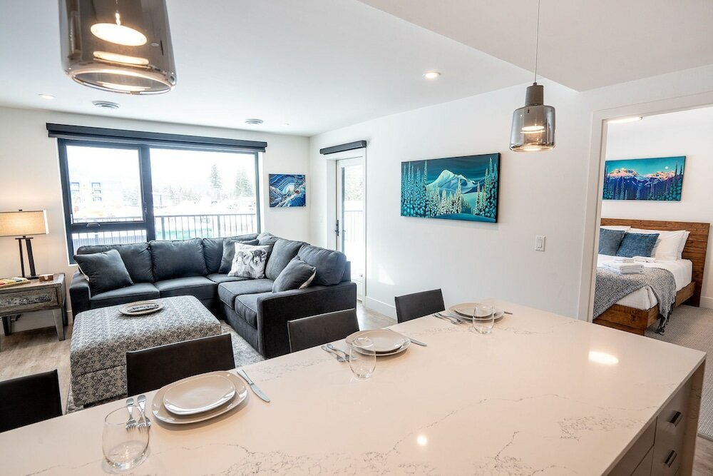 Фото Switchback Suite by Revelstoke Vacations