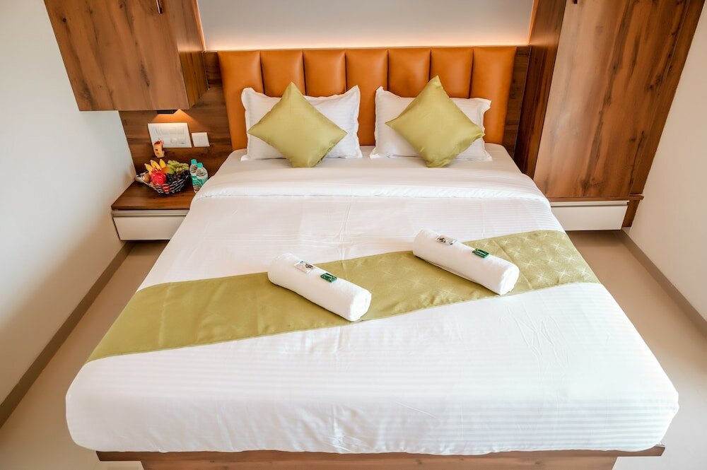 Фото Hotel Heraa International