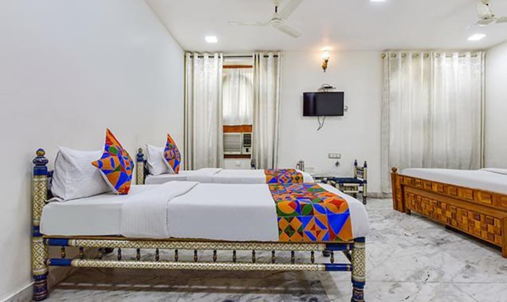 Фото Fabhotel Prime Empire Palace