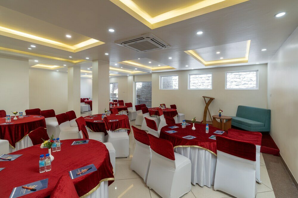 Фото Hotel The Chabal