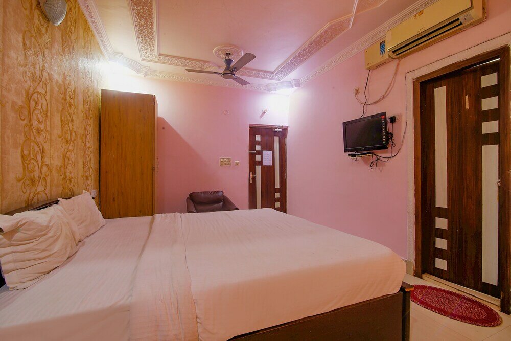 Фото Fabexpress Superior Nesh Inn