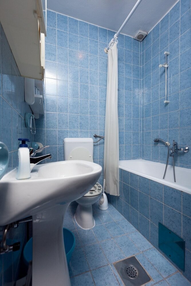 Фото Hostel Makarska