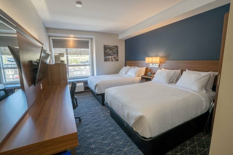 Гостиница Microtel Inn & Suites by Wyndham Kelowna