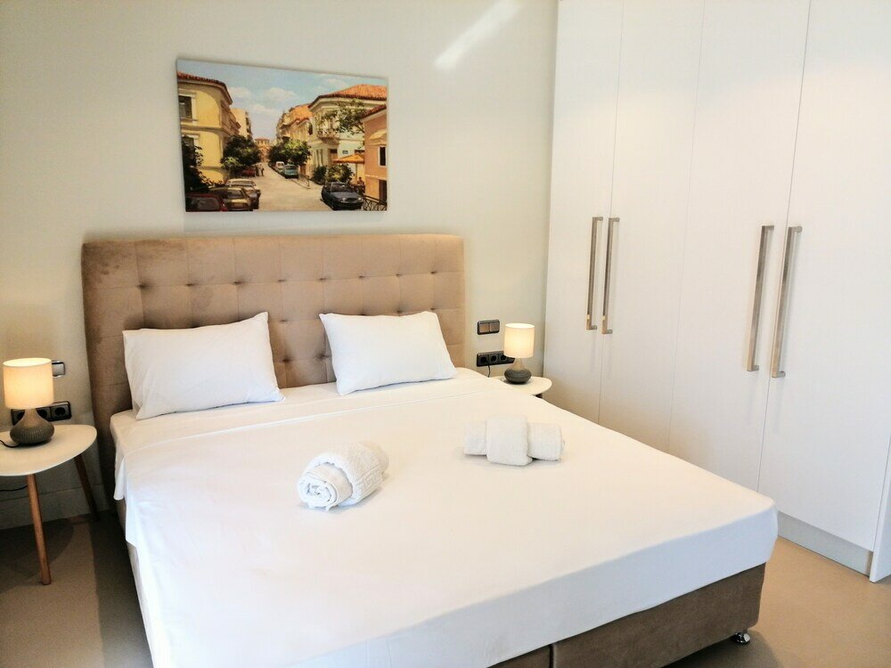 Фото Luxurious minimal apartment in Acropolis
