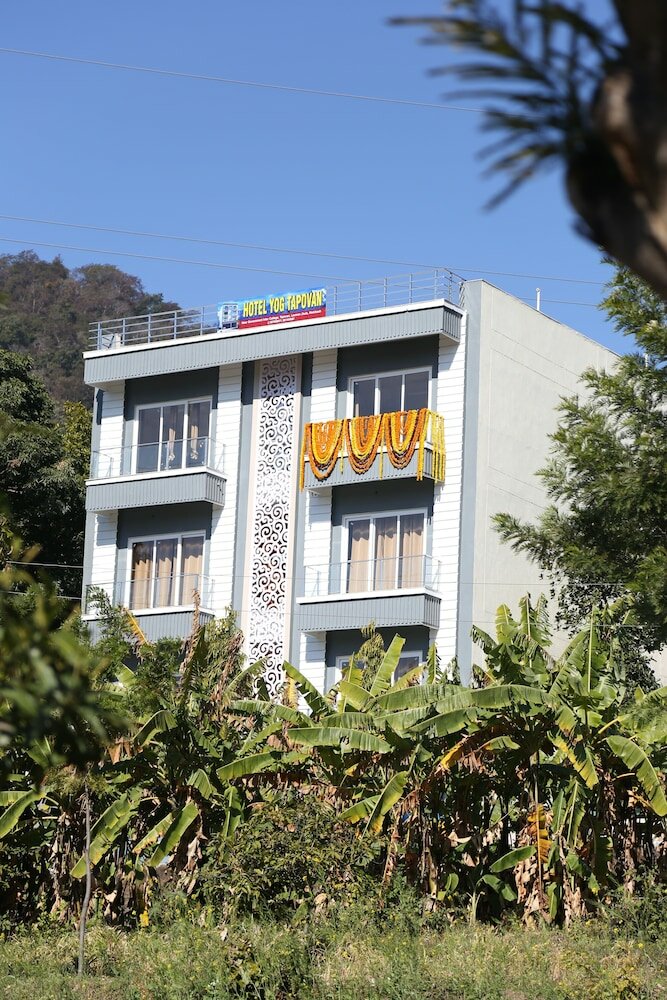 Фото Hotel Yog Tapovan
