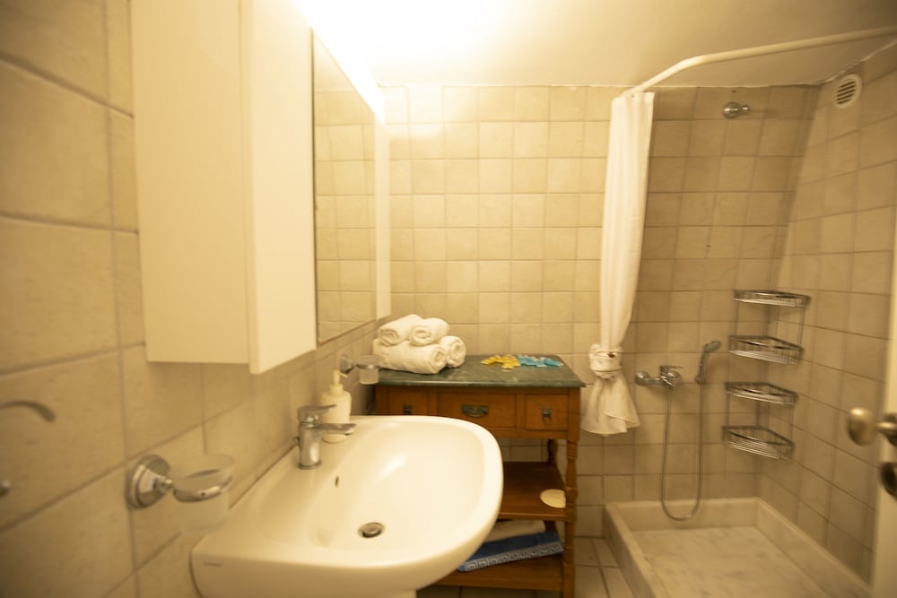 Фото Santorini Folia Bianca