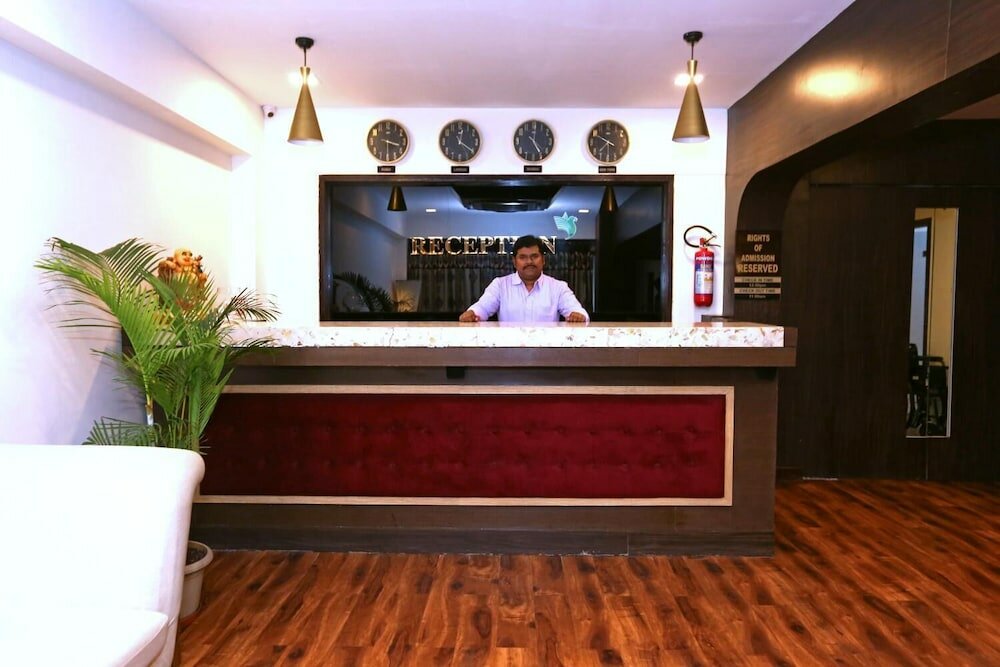 Фото Hotel Shantidoot